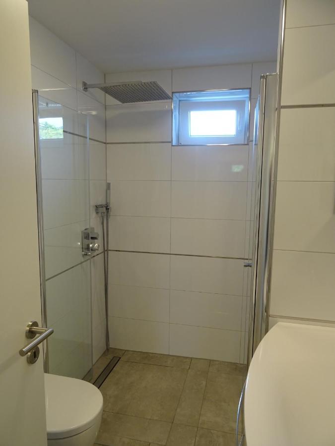 Ferienwohnung Happynes باد نيوشتاد أن دير سال المظهر الخارجي الصورة
