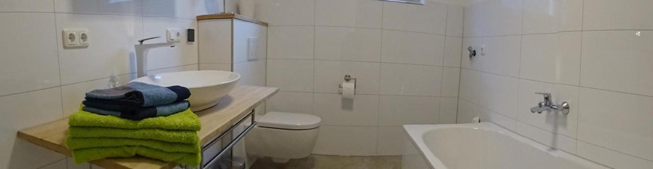 Ferienwohnung Happynes باد نيوشتاد أن دير سال المظهر الخارجي الصورة